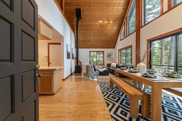 12470 Skislope Way, Truckee, CA 96161-0000