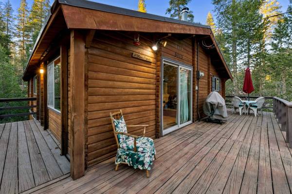 5113 Allen Drive, Soda Springs, CA 95728-0000