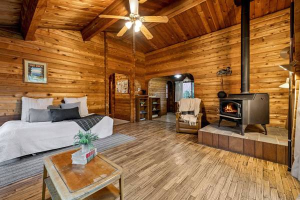 5113 Allen Drive, Soda Springs, CA 95728-0000