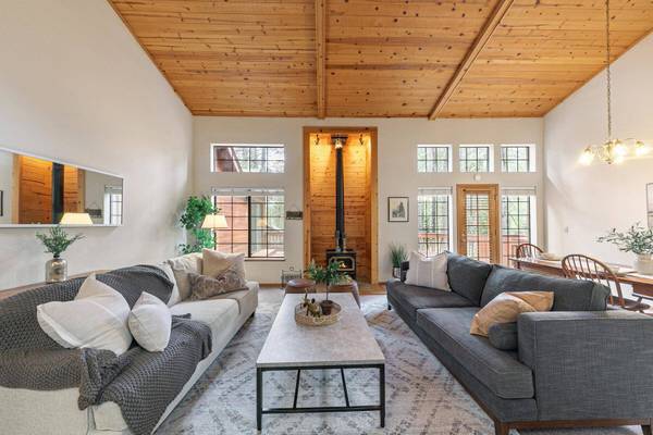 11510 Lausanne Way, Truckee, CA 96161-0000