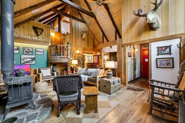 6740 River Road, Truckee, CA 96161-0000