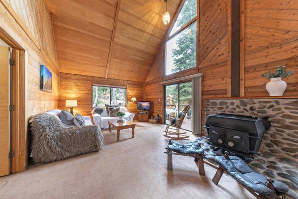 13767 Davos Drive, Truckee, CA 96161-0000