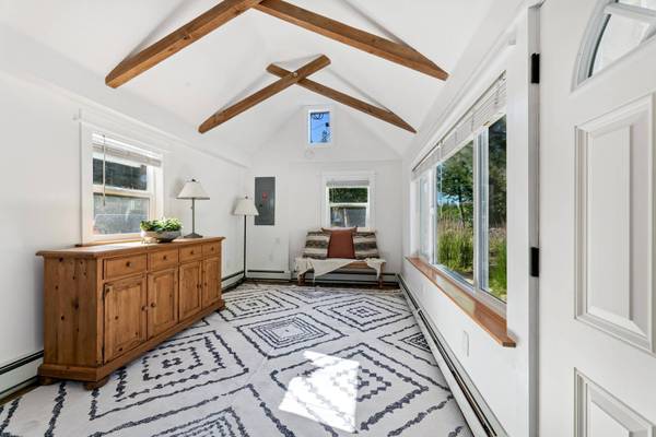 7594 River Road, Truckee, CA 96161-0000