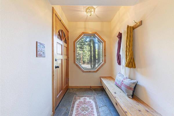 15511 Northwoods Boulevard, Truckee, CA 96161-0000