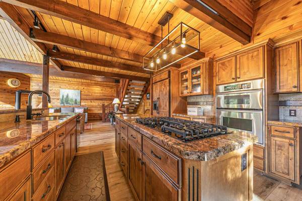 11443 Sitzmark Way, Truckee, CA 96161-0000