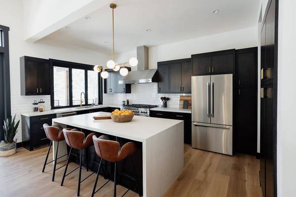 11420 Ghirard Road, Truckee, CA 96161-0000