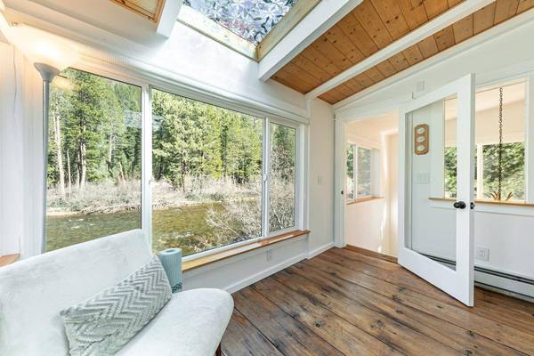 7594 + 7598 River Road, Truckee, CA 96161-0000