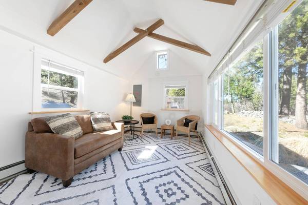 7594 + 7598 River Road, Truckee, CA 96161-0000
