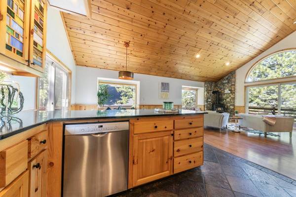 12742 Stockholm Way, Truckee, CA 96161-0000