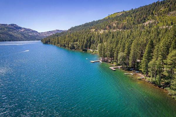 14161 Tanager Lane, Truckee, CA 96161-0000