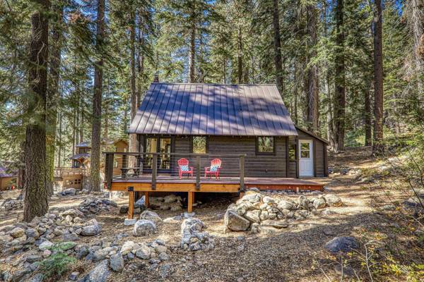 14161 Tanager Lane, Truckee, CA 96161-0000