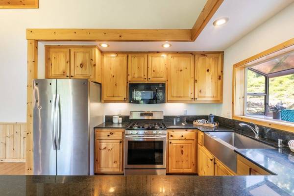 12742 Stockholm Way, Truckee, CA 96161-0000