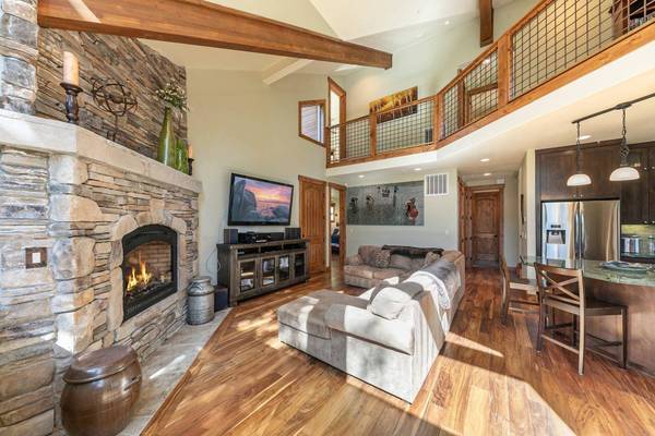 8520 River Road, Truckee, CA 96161-0000