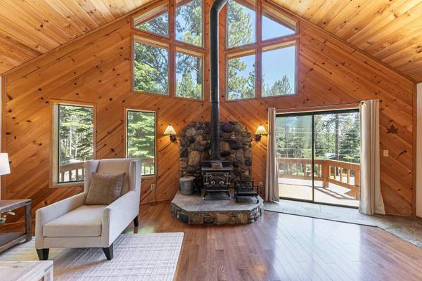 13215 Hansel Avenue, Truckee, CA 96161