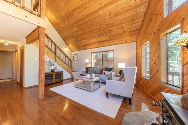 13215 Hansel Avenue, Truckee, CA 96161