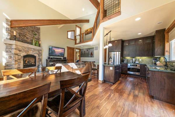 8520 River Road, Truckee, CA 96161-0000