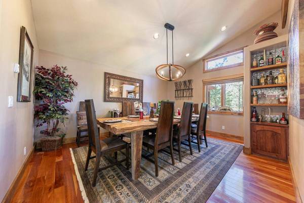 13165 Pinnacle Loop, Truckee, CA 96161-0000
