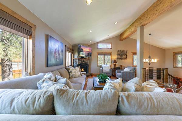 13165 Pinnacle Loop, Truckee, CA 96161-0000