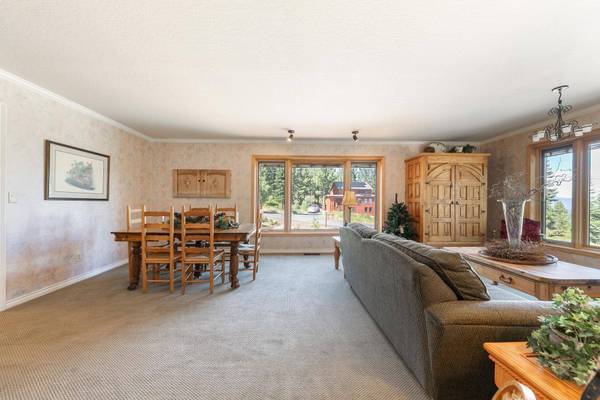 14767 Wolfgang Road, Truckee, CA 96161