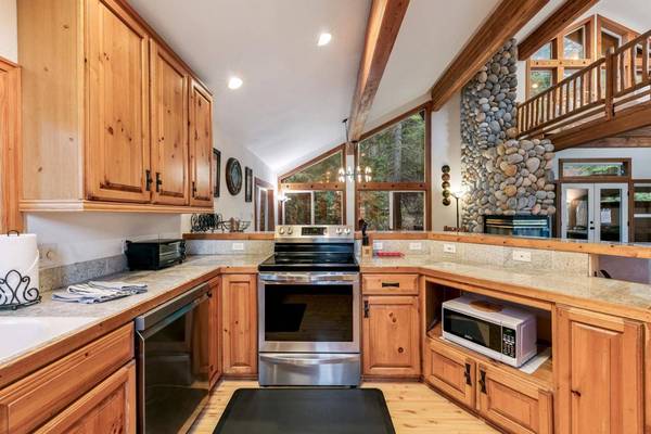 1151 Regency Way, Tahoe Vista, CA 96148-0000