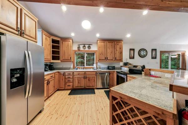 1151 Regency Way, Tahoe Vista, CA 96148-0000