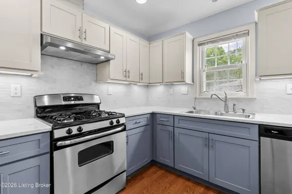 6114 Gloria Ln, Louisville, KY 40213