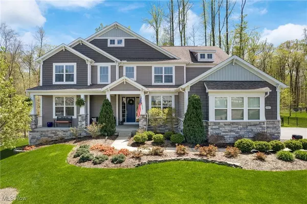 7965 McFarland RDG, Chagrin Falls, OH 44023