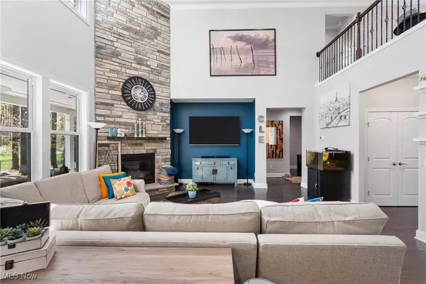 7965 McFarland RDG, Chagrin Falls, OH 44023