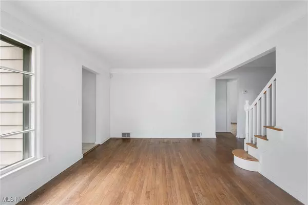 1193 S Green RD, South Euclid, OH 44121