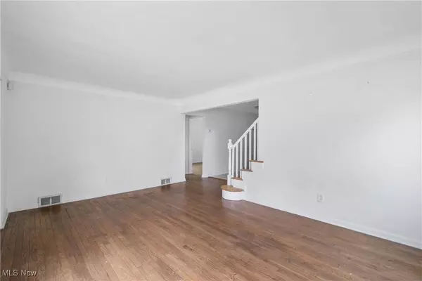 1193 S Green RD, South Euclid, OH 44121