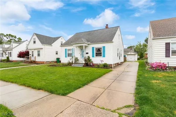 380 E 328th ST, Willowick, OH 44095