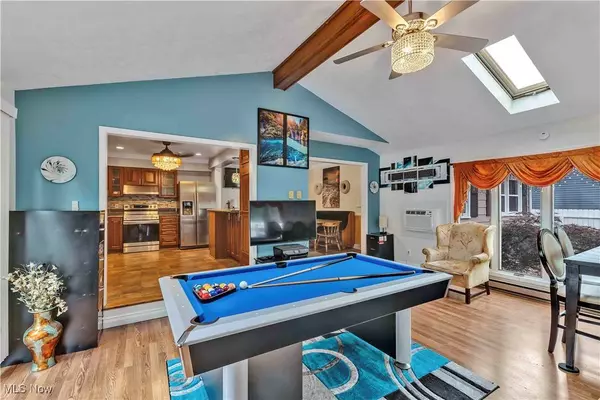 250 Greenridge DR, Geneva, OH 44041