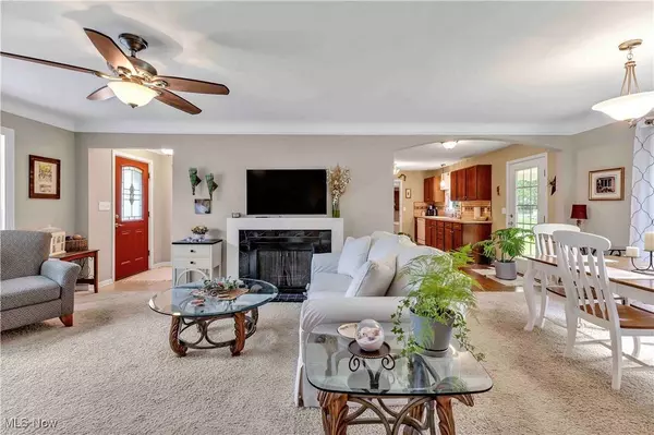 51 Manning DR, Berea, OH 44017