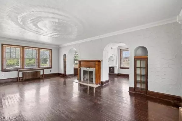 765 Packard DR, Akron, OH 44320