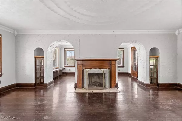 765 Packard DR, Akron, OH 44320