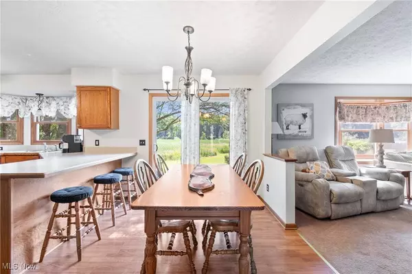 12340 Waterfall AVE NW, Uniontown, OH 44685