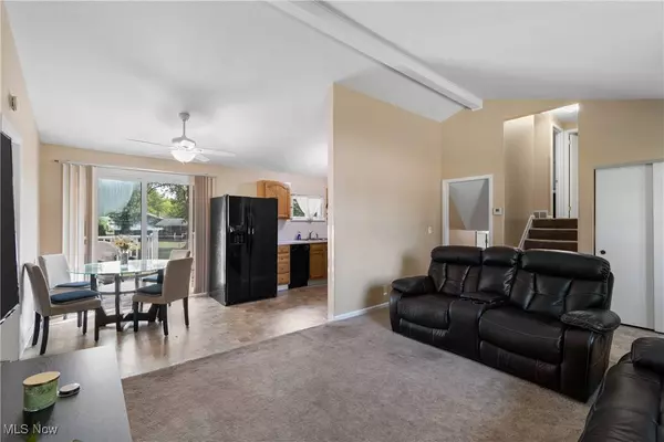 9933 Cynthia DR, Twinsburg, OH 44087