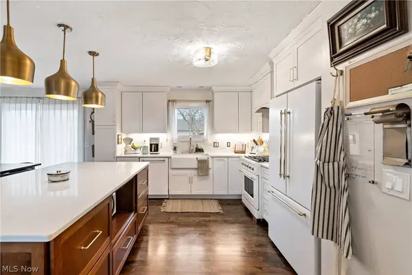 5642 Grand PL, Willoughby, OH 44094