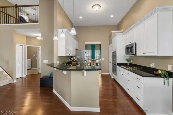 10453 Dogwood DR, Aurora, OH 44202