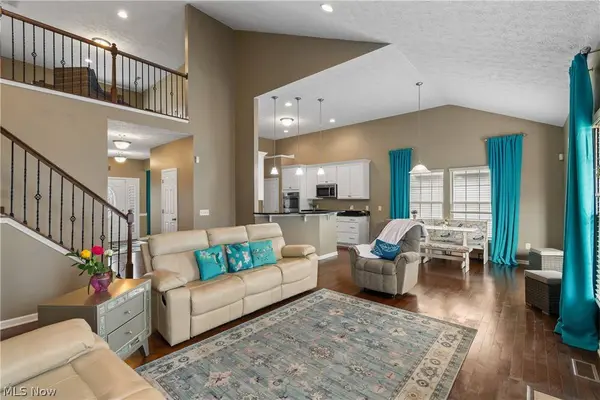 10453 Dogwood DR, Aurora, OH 44202