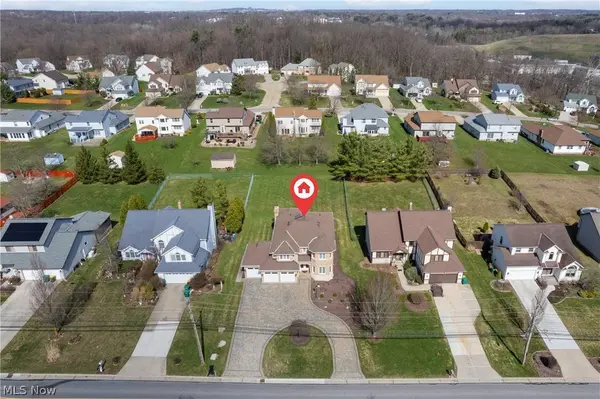 26330 Forbes RD, Oakwood Village, OH 44146