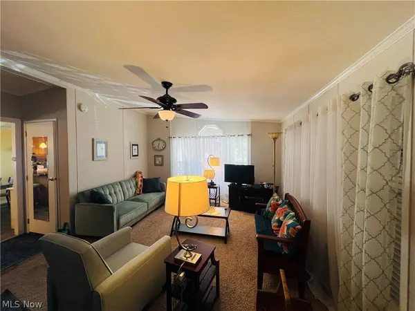 10552 Shasta DR, Chardon, OH 44024