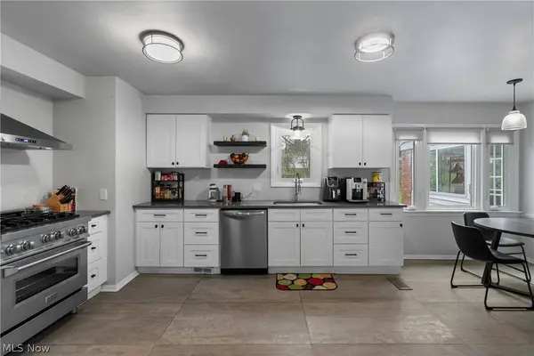 23650 Shelburne RD, Shaker Heights, OH 44122