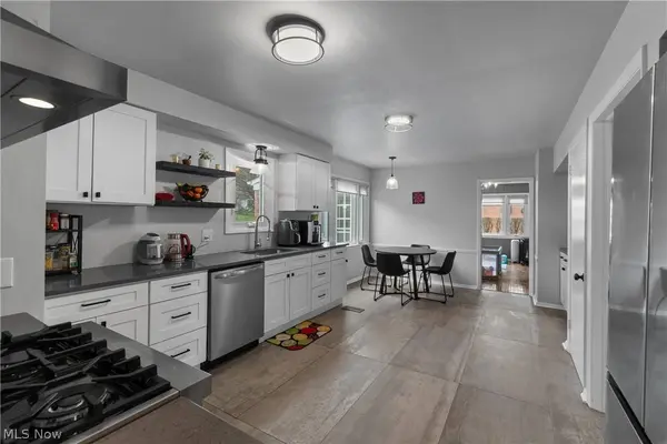 23650 Shelburne RD, Shaker Heights, OH 44122