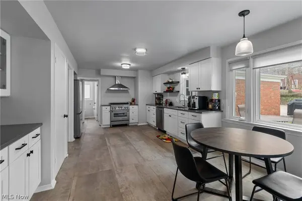 23650 Shelburne RD, Shaker Heights, OH 44122