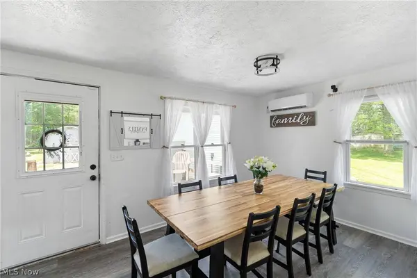2443 Alliance RD, Deerfield, OH 44411