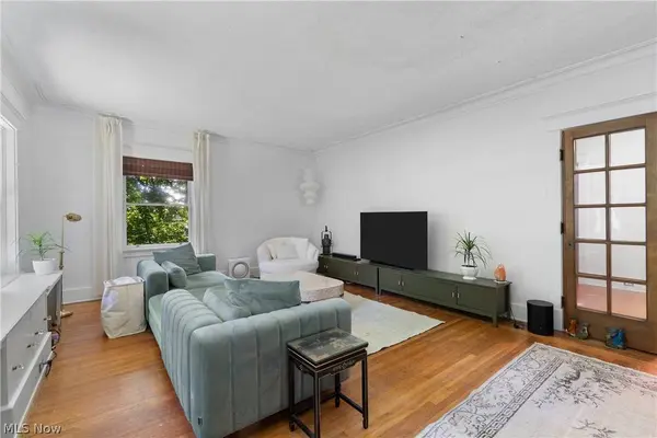 1848 Cadwell AVE, Cleveland Heights, OH 44118
