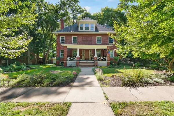 1848 Cadwell AVE, Cleveland Heights, OH 44118