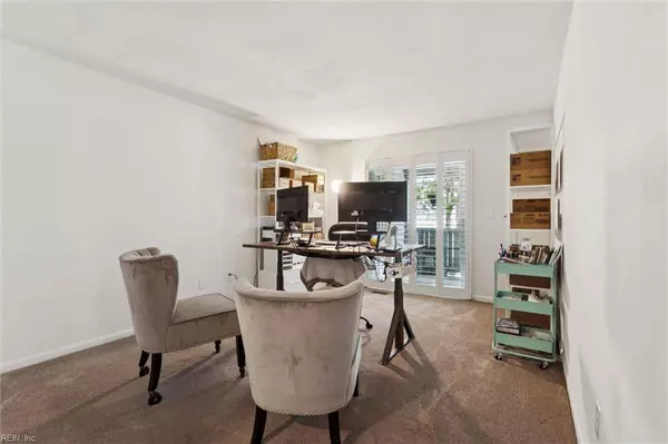 2404 Loran CT, Virginia Beach, VA 23451