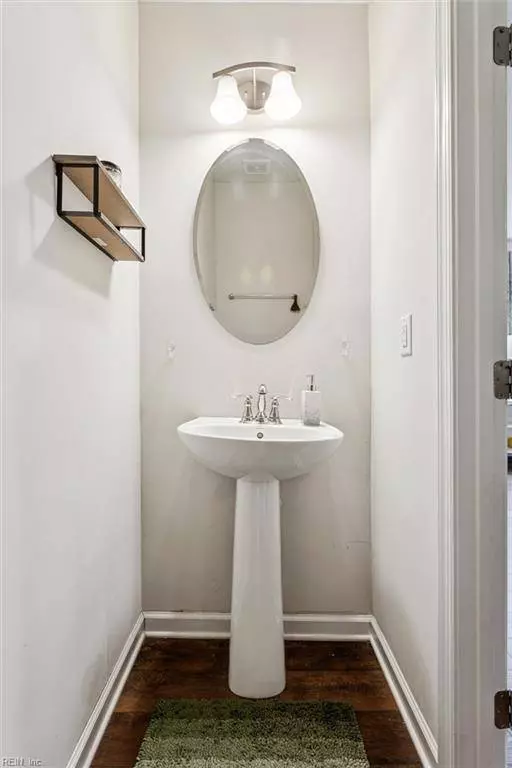 2115 Tall Pine DR, Chesapeake, VA 23323